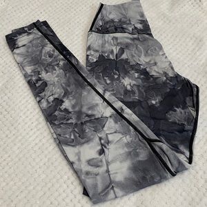 Black and white tiedye Balance Athletica leggings